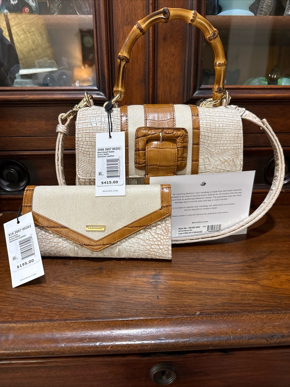 Brahmin Helm Collection Mod Small Hallie Satchel Bag IvoryLeather w/Wallet